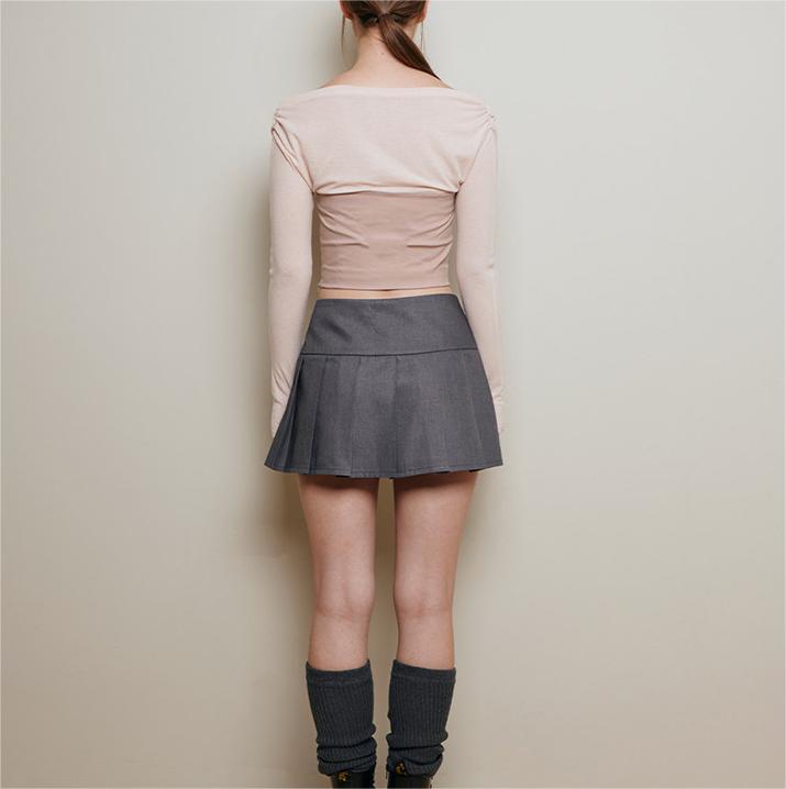 V-neck long sleeved strapless top