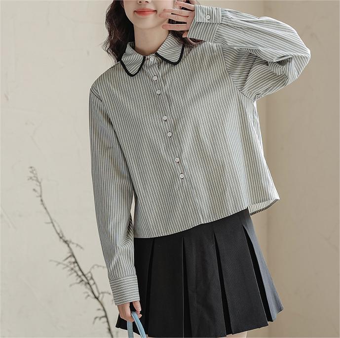 Women's striped short long sleeved shirt