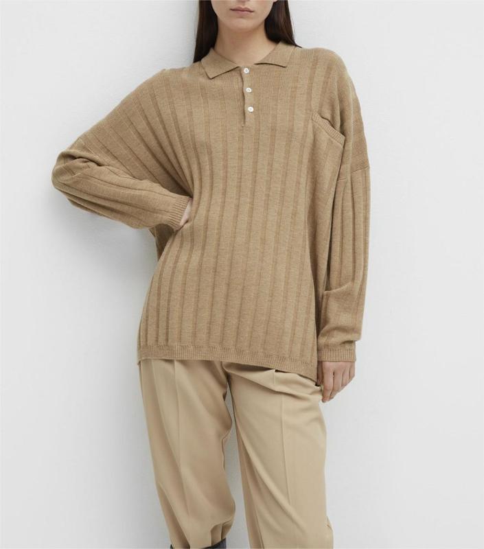 Long sleeved knitted sweater pullover top for women