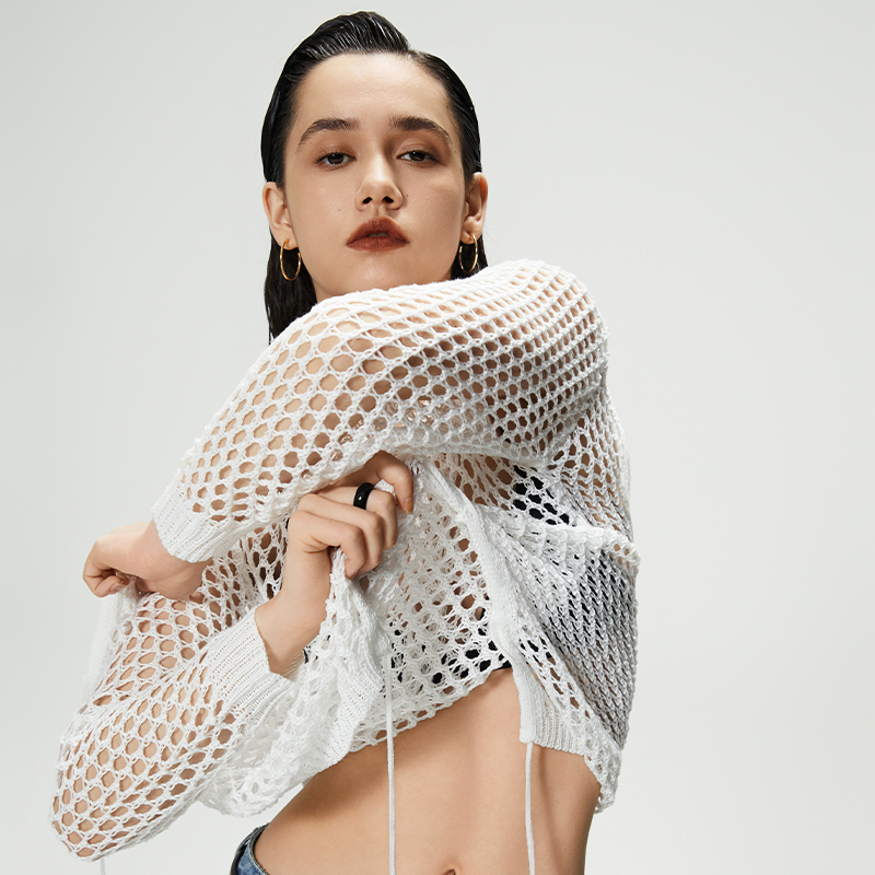 Round Neck Hollow White Long Sleeve Top