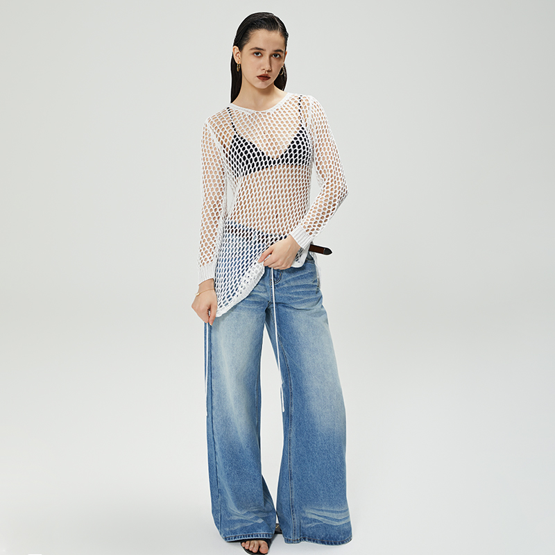 Round Neck Hollow White Long Sleeve Top