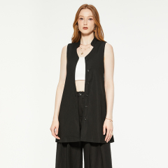 V-neck button-down sleeveless long top