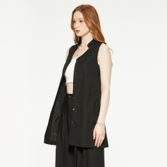 V-neck button-down sleeveless long top