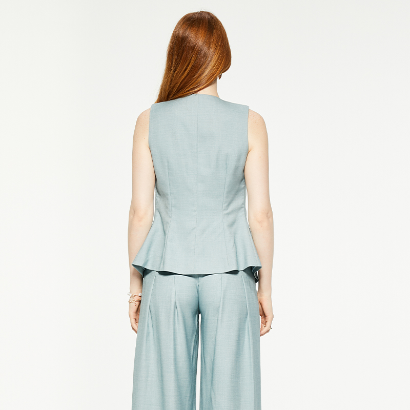 Solid color round neck sleeveless suit vest