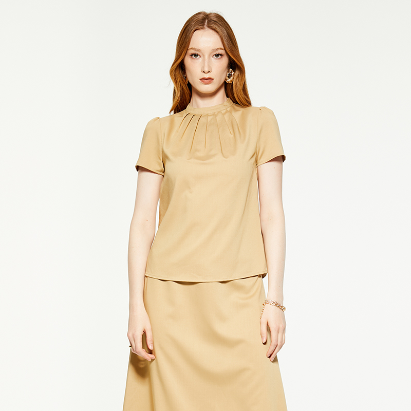 Summer solid color pleated front crew neck T-shirts