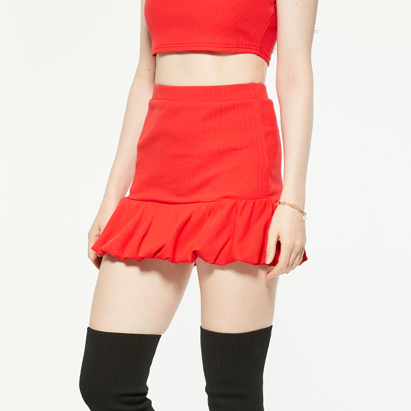 Red high waist bubble skirt