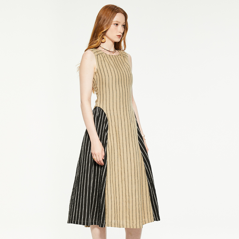Elegant striped contrast sleeveless dress