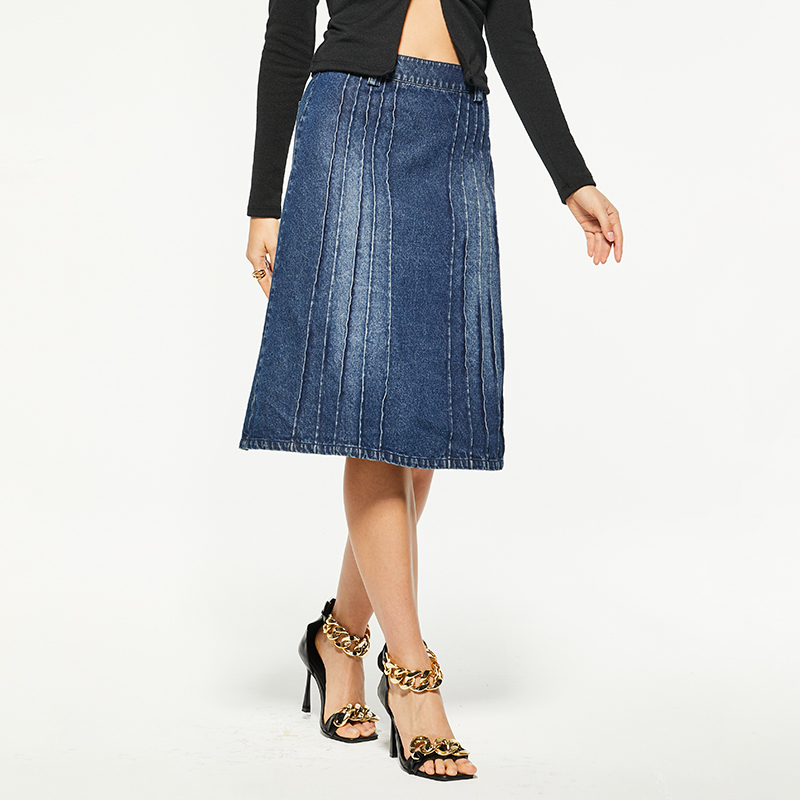 OEM fashionable blue textured denim skirt