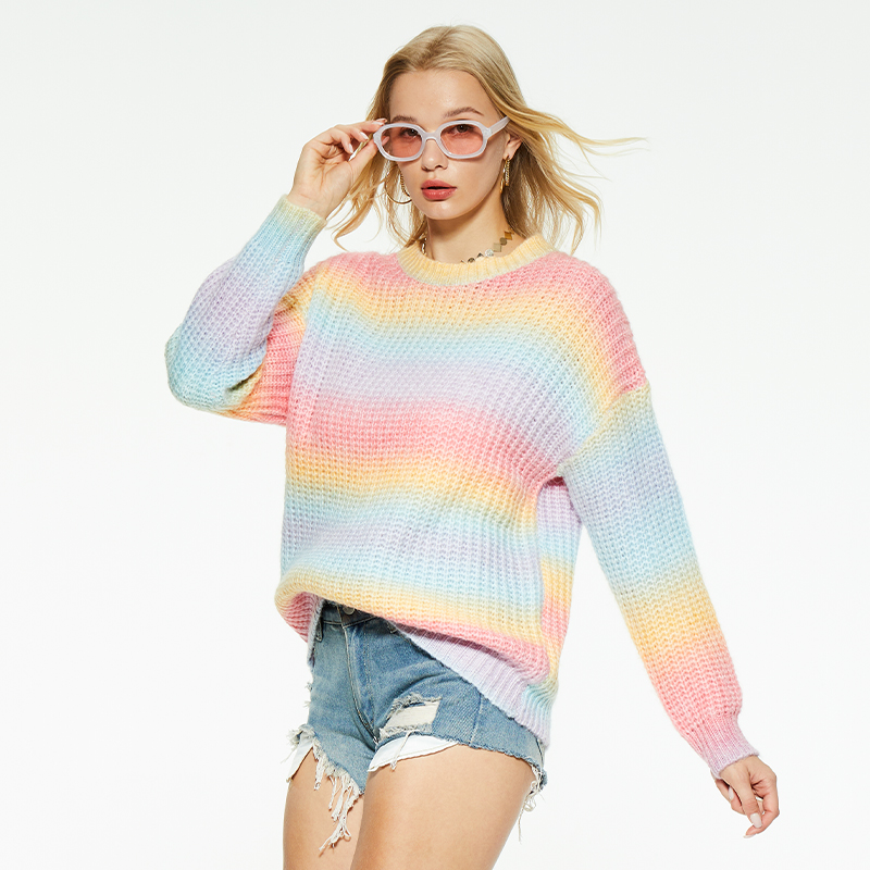 Crew neck rainbow knitted sweater