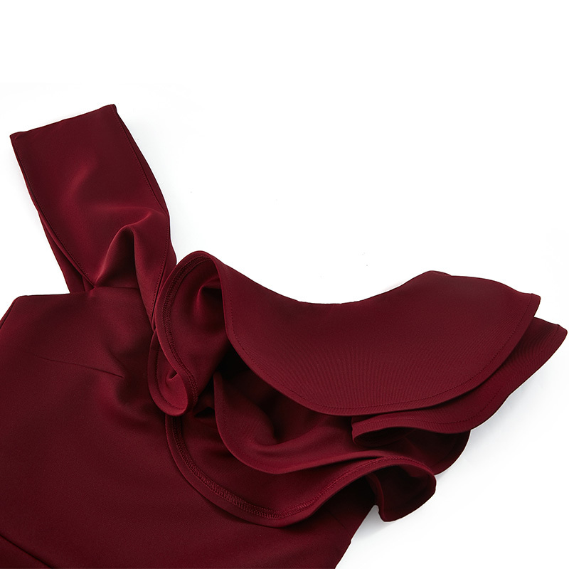Premium off-shoulder slim-fit hip fishtail dress