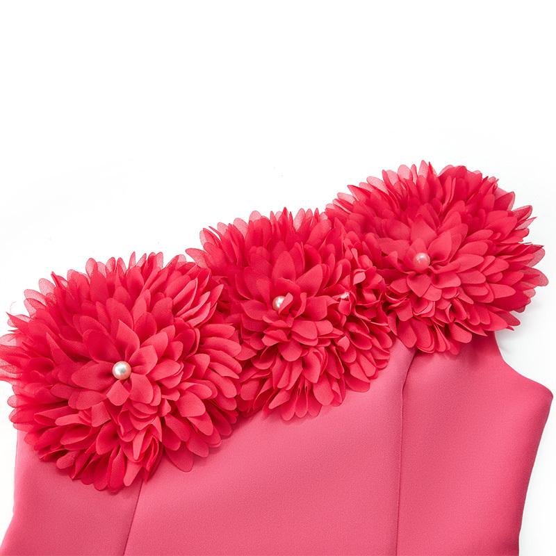 Sexy one-shoulder three-dimensional flower decoration hip dress