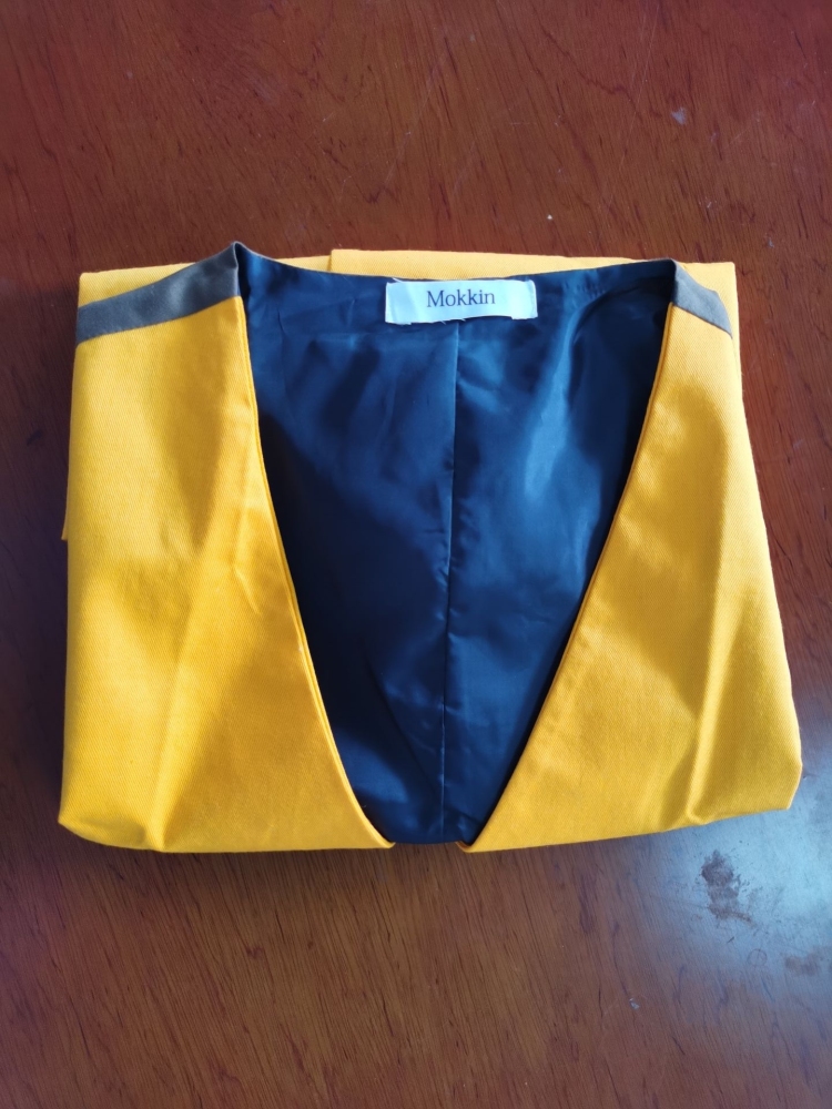 Mokkin Mens Slim Suit V-Neck Yellow Vest Jacket Business Casual Waistcoat Fashion