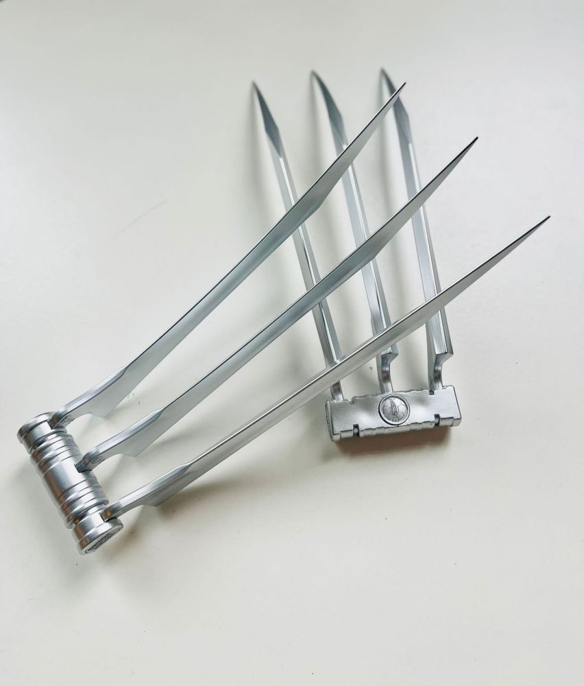 Deadpool 3 Wolverine Claws Cosplay Props