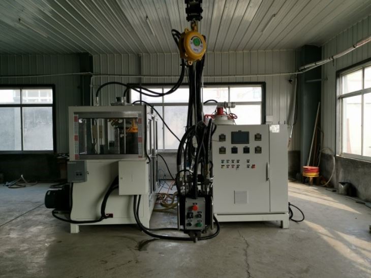 High Pressure PU Polyurethane Foaming Machine for Water Heater Tank