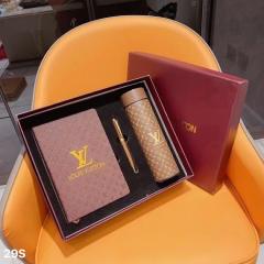 Notebook and cups set