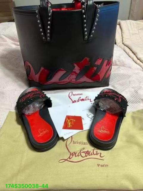 Purses  and Sliders   （38-44)