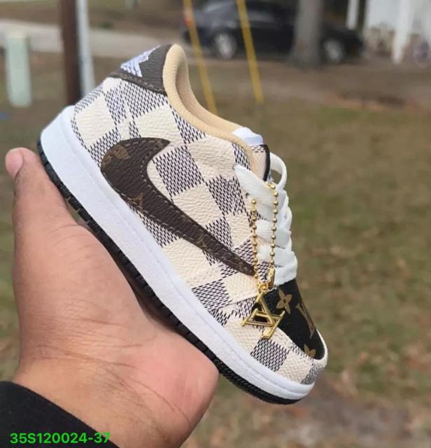 Kid sneakers (24-37)
