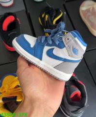 Kid sneakers (26-35)