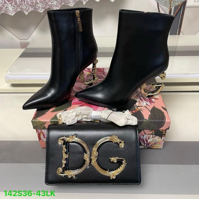 Purse and boots  (36-43)
