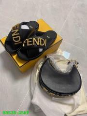 Purses  and sliders   (36-45)