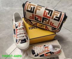 Tennis and purses(37-44)