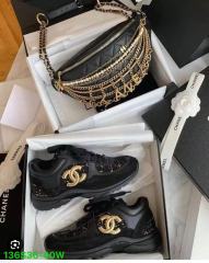 Purses  and sneakers   (36-40)