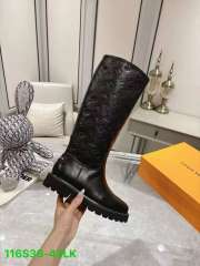Boots  (36-43)