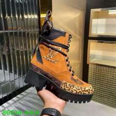 Boots  (36-43)