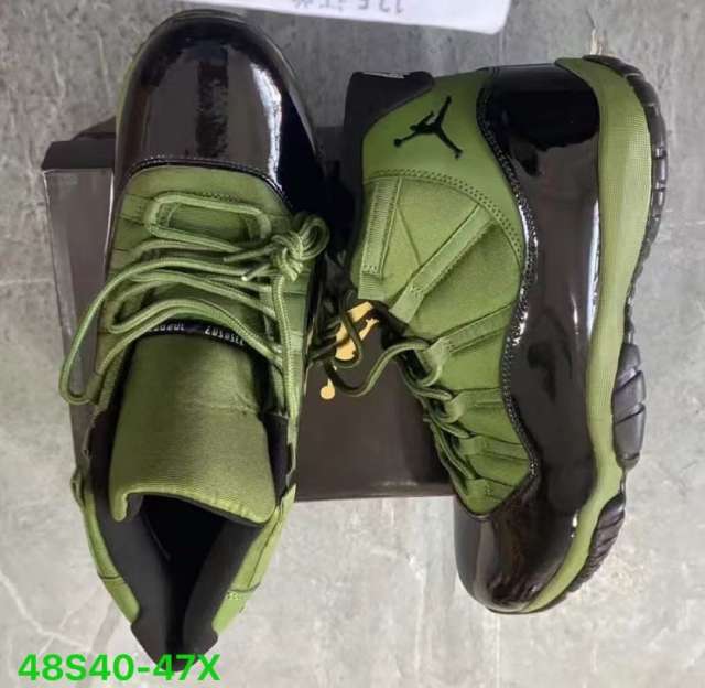 Sneakers  (40-47)