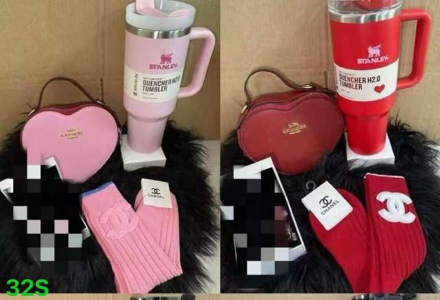 Cups and purse