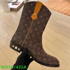 Boots (36-42)