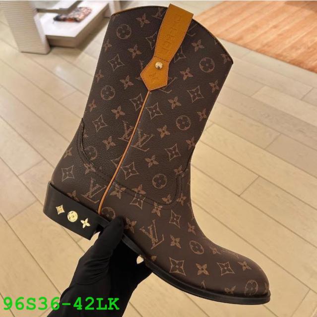 Boots (36-42)