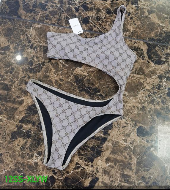 One piece  Swimsuit（S-XL)