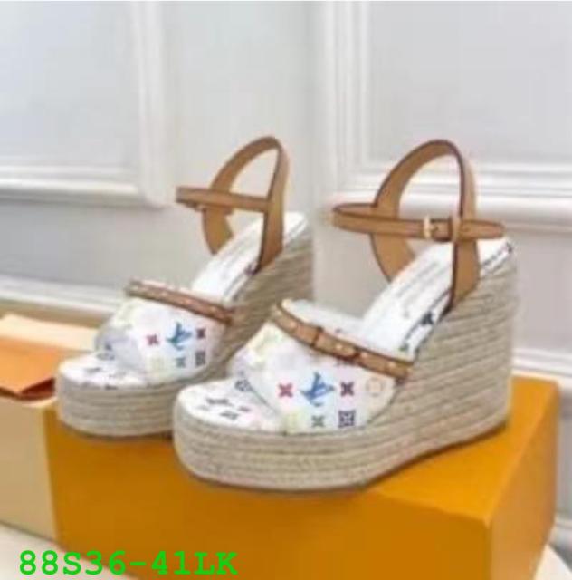 Sandles  (36-42）