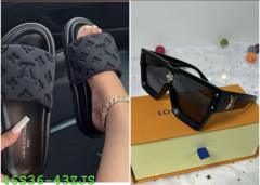Purse and  glasses  (36-3)