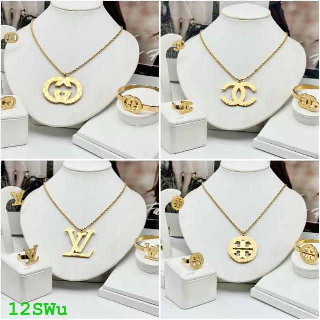 Neacklace , bracelet and earrings set