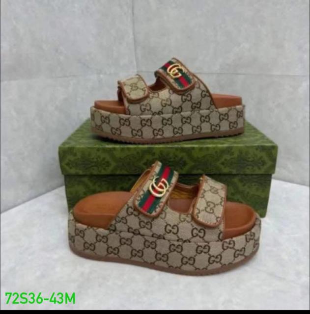 Slippers  (36-42）