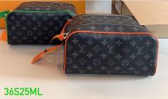 Makeup bag