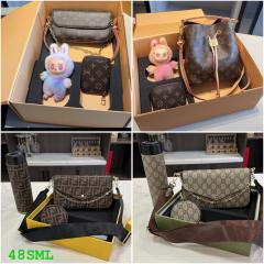 Purses set