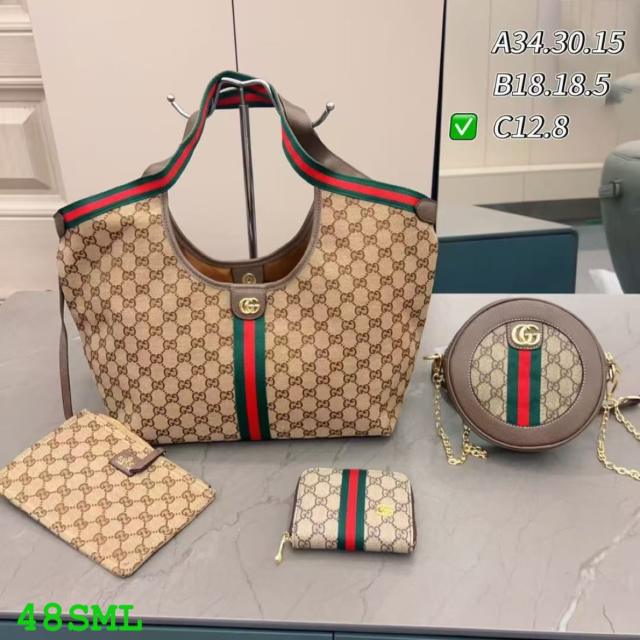 Purses set