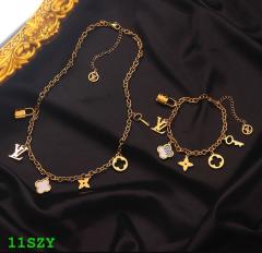 Bracelet and necklace set