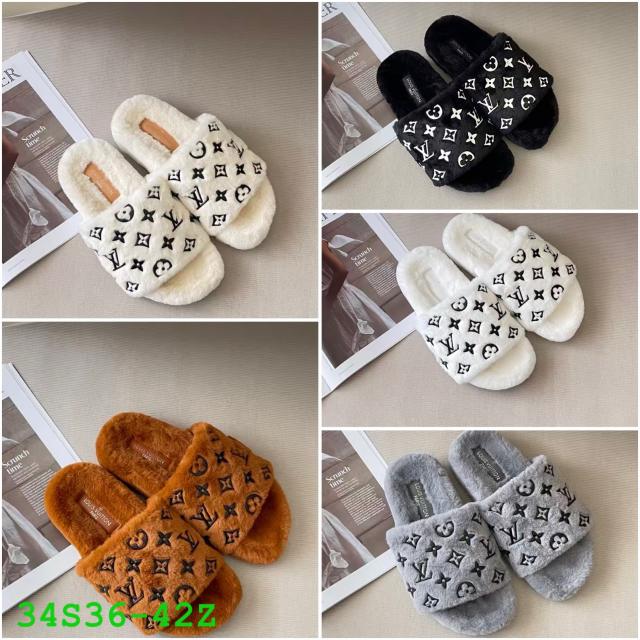 Fur Slippers (36-42)
