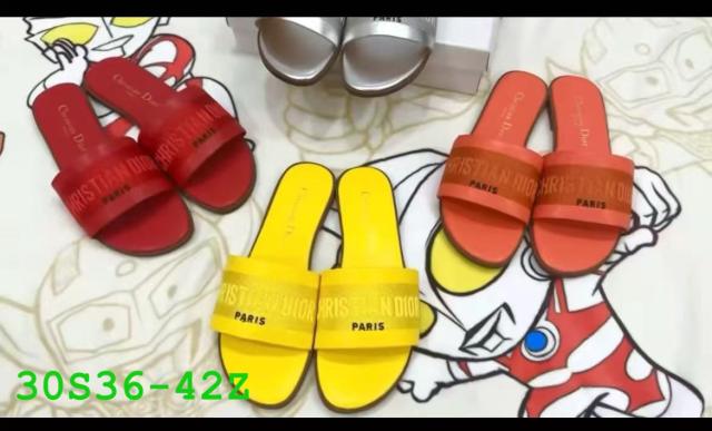 Slippers (36-42)