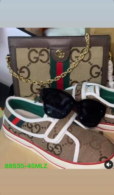Sneaker glasses and purse (36-45)