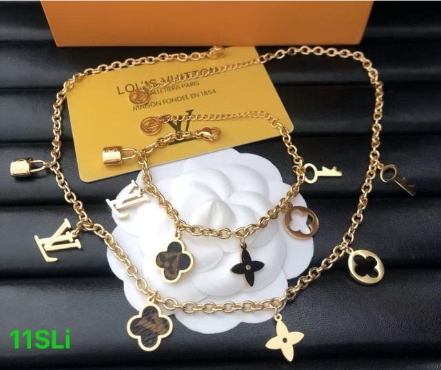 Bracelet and necklace