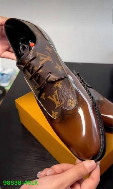 Men shoes (38-45)