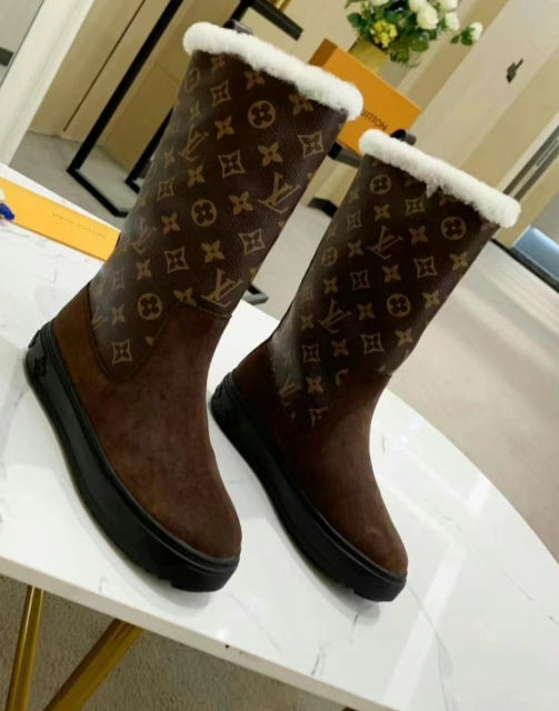 Boots (36-43)
