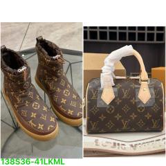 Boots and purse (36-41)