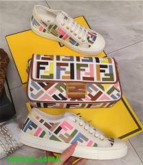 Sneakers and purse (36-40)