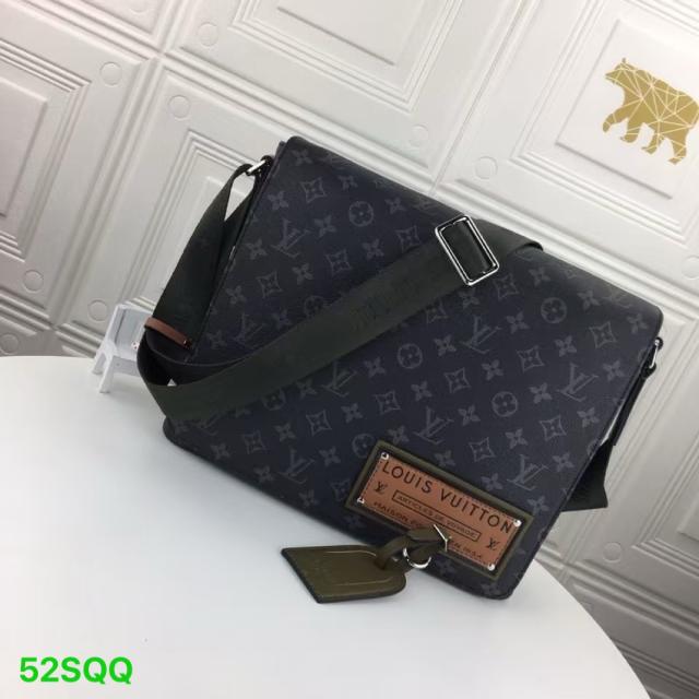 Man purse
